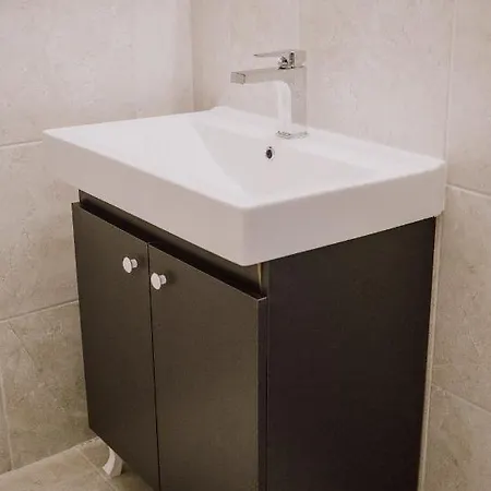 Deruni Ilica Отель 3*