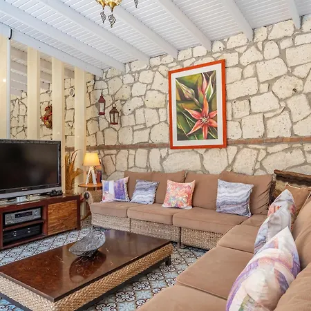 Ξενοδοχείο Deruni Ilica 3*