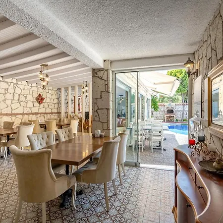 Hotel Deruni Ilica Izmir