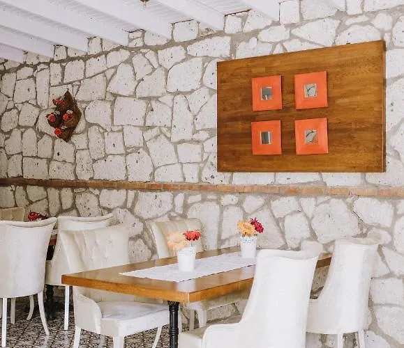 Deruni Ilıca Otel İzmir