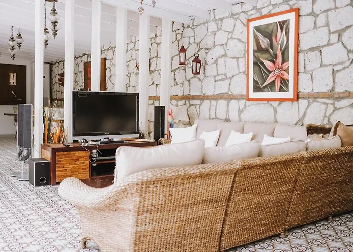 Deruni Ilıca Otel 3*