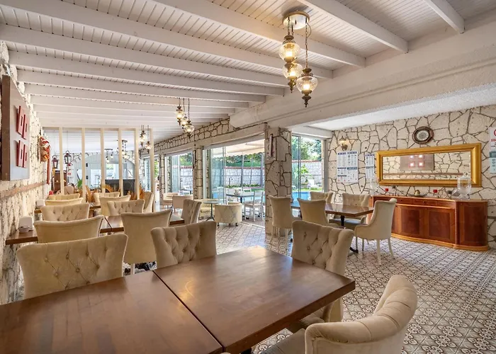 Deruni Ilıca Otel 3*