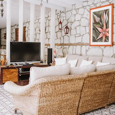 Deruni Ilica Hotel 3*