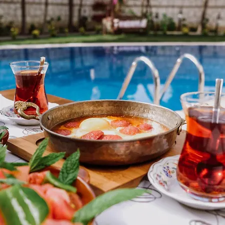 Deruni Ilica Hotel 3*