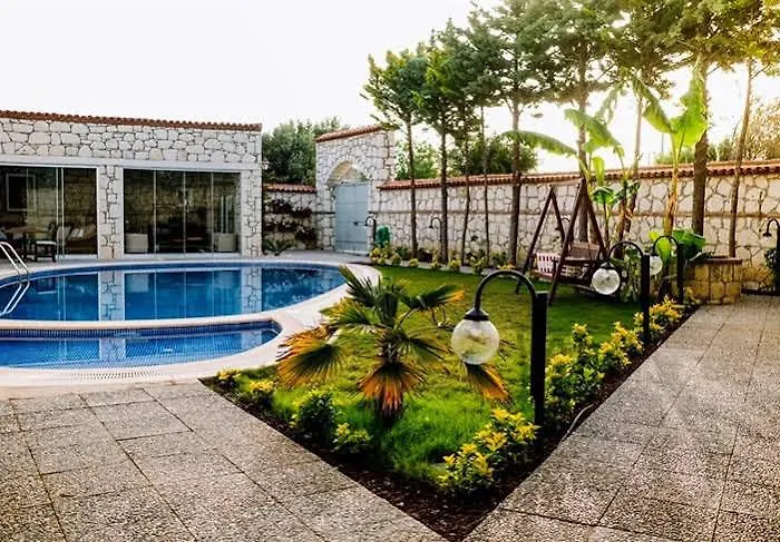 Hotel Deruni Ilica 3*