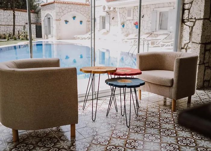 Hotel Deruni Ilica 3*