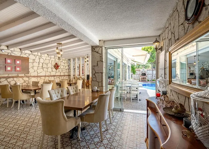 Hotel Deruni Ilica Izmir